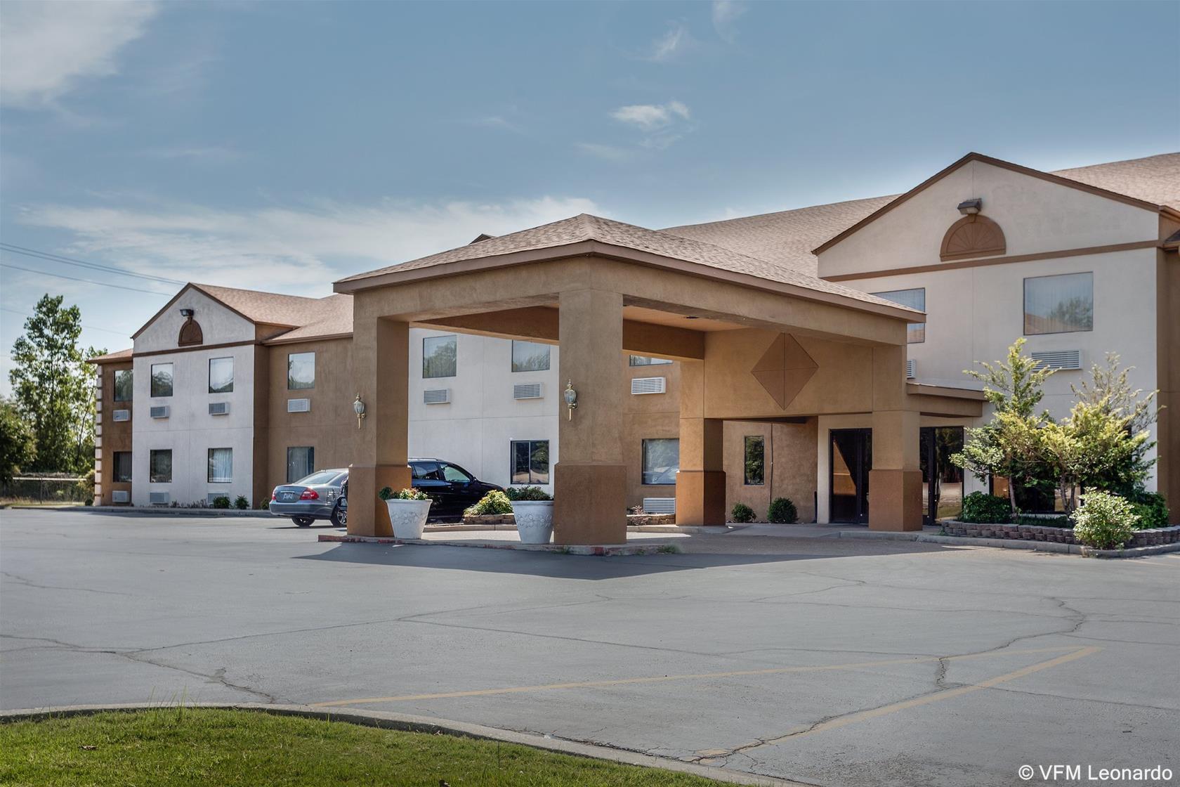 Quality Inn West Memphis I-40 Экстерьер фото