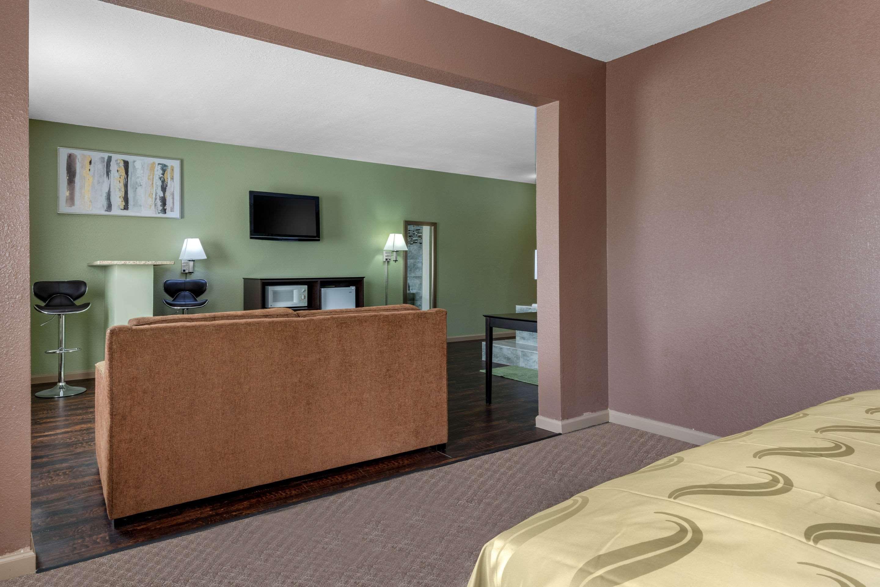 Quality Inn West Memphis I-40 Экстерьер фото