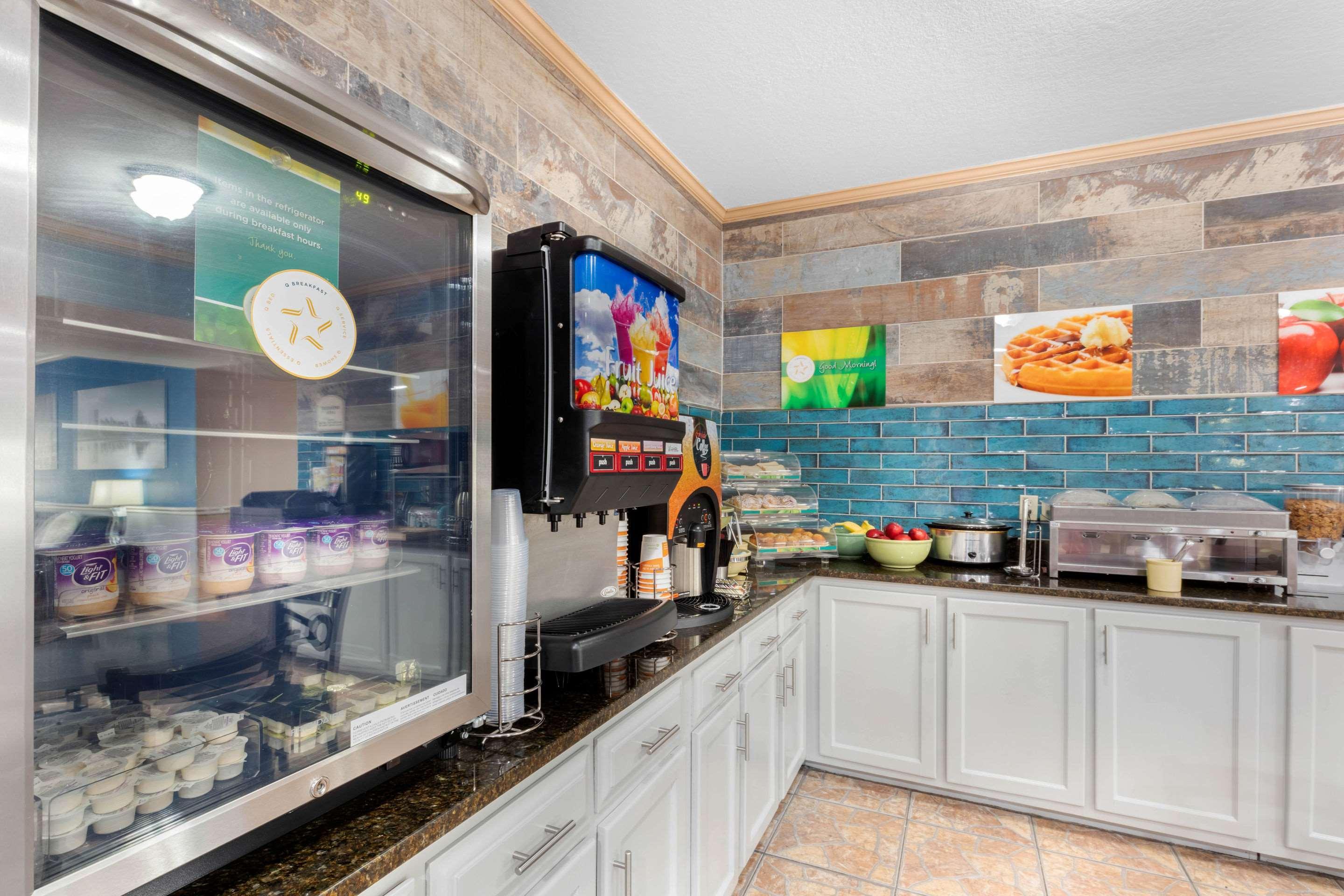 Quality Inn West Memphis I-40 Экстерьер фото