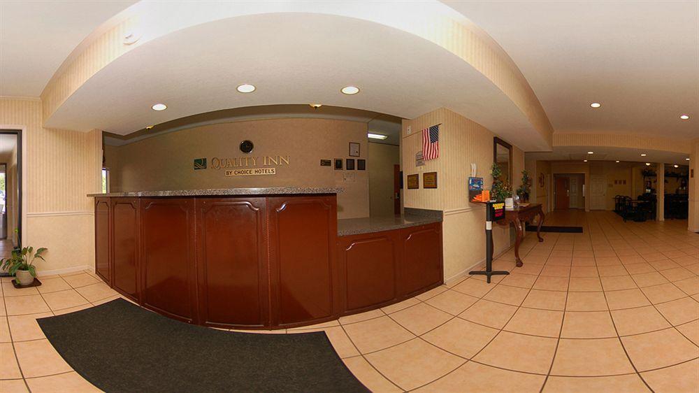 Quality Inn West Memphis I-40 Экстерьер фото