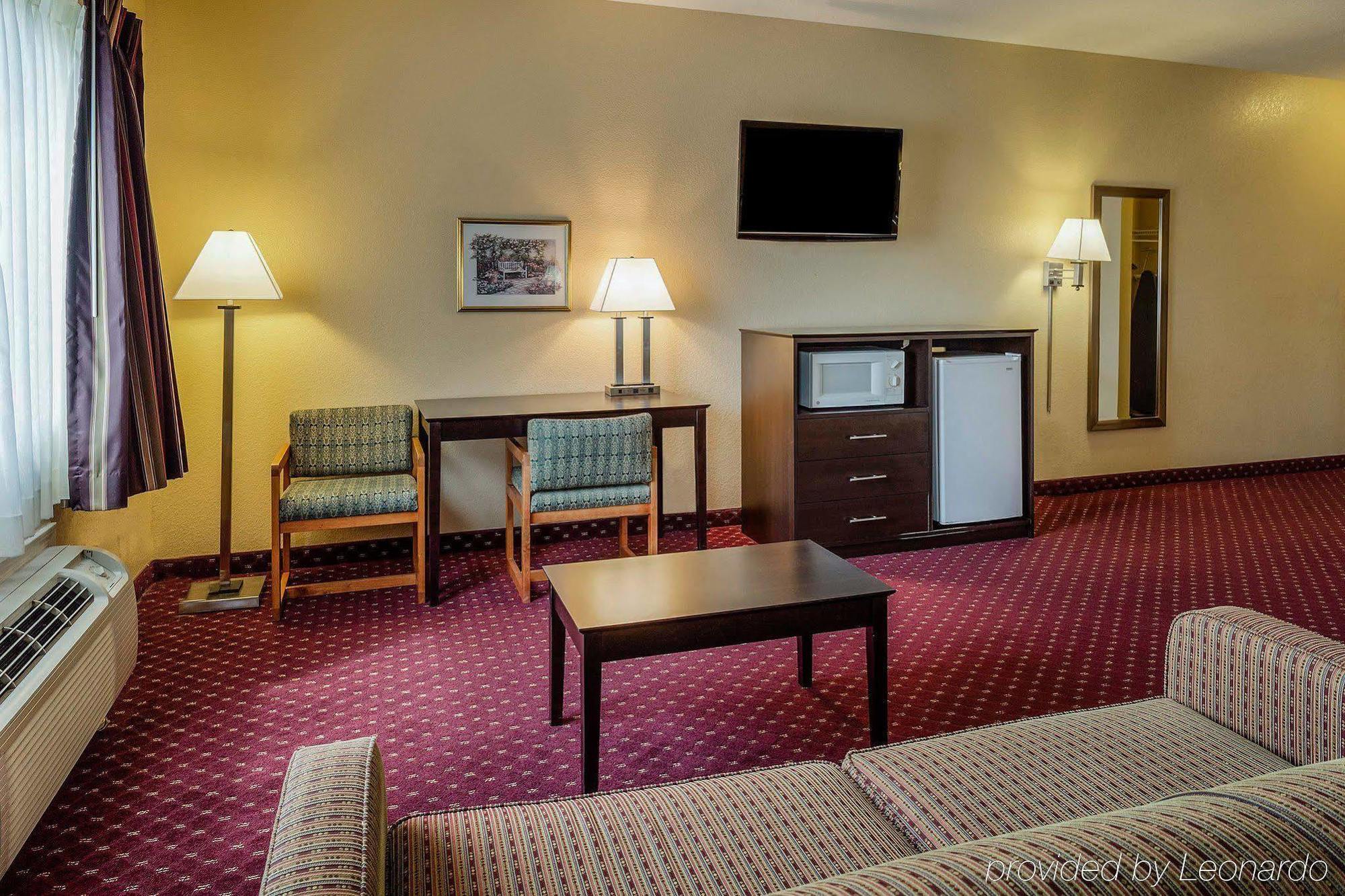 Quality Inn West Memphis I-40 Экстерьер фото